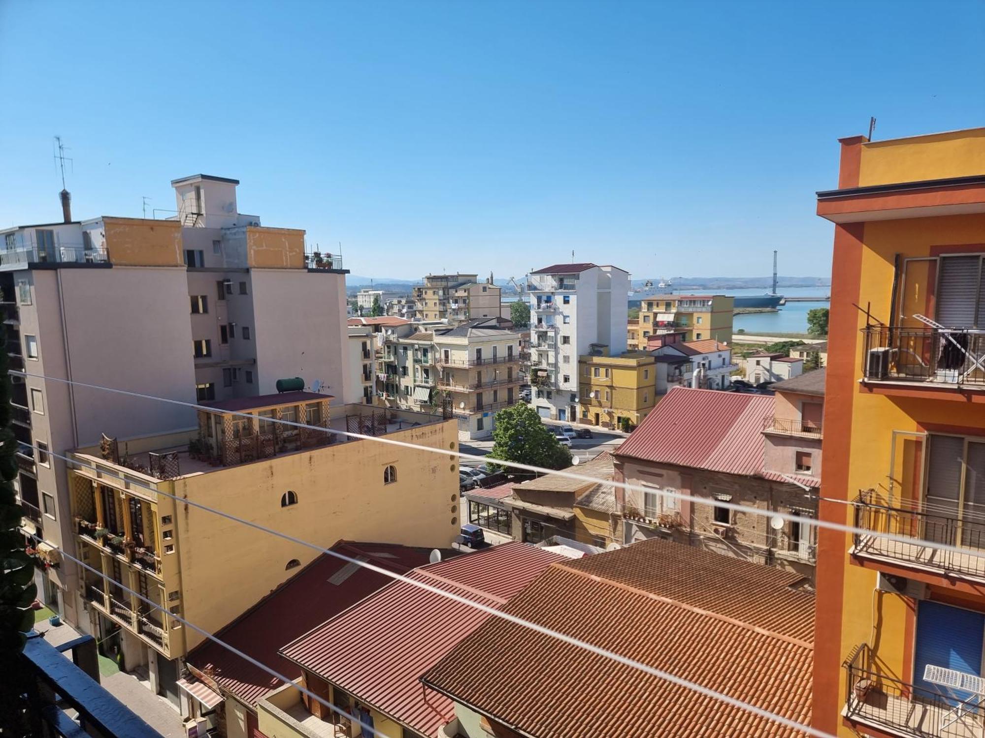 B&B al sesto piano Crotone Esterno foto
