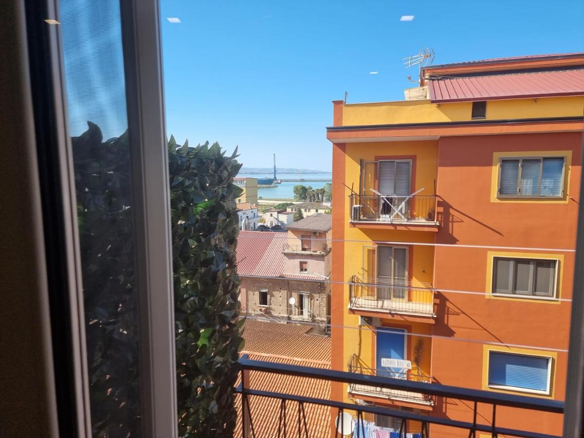 B&B al sesto piano Crotone Esterno foto